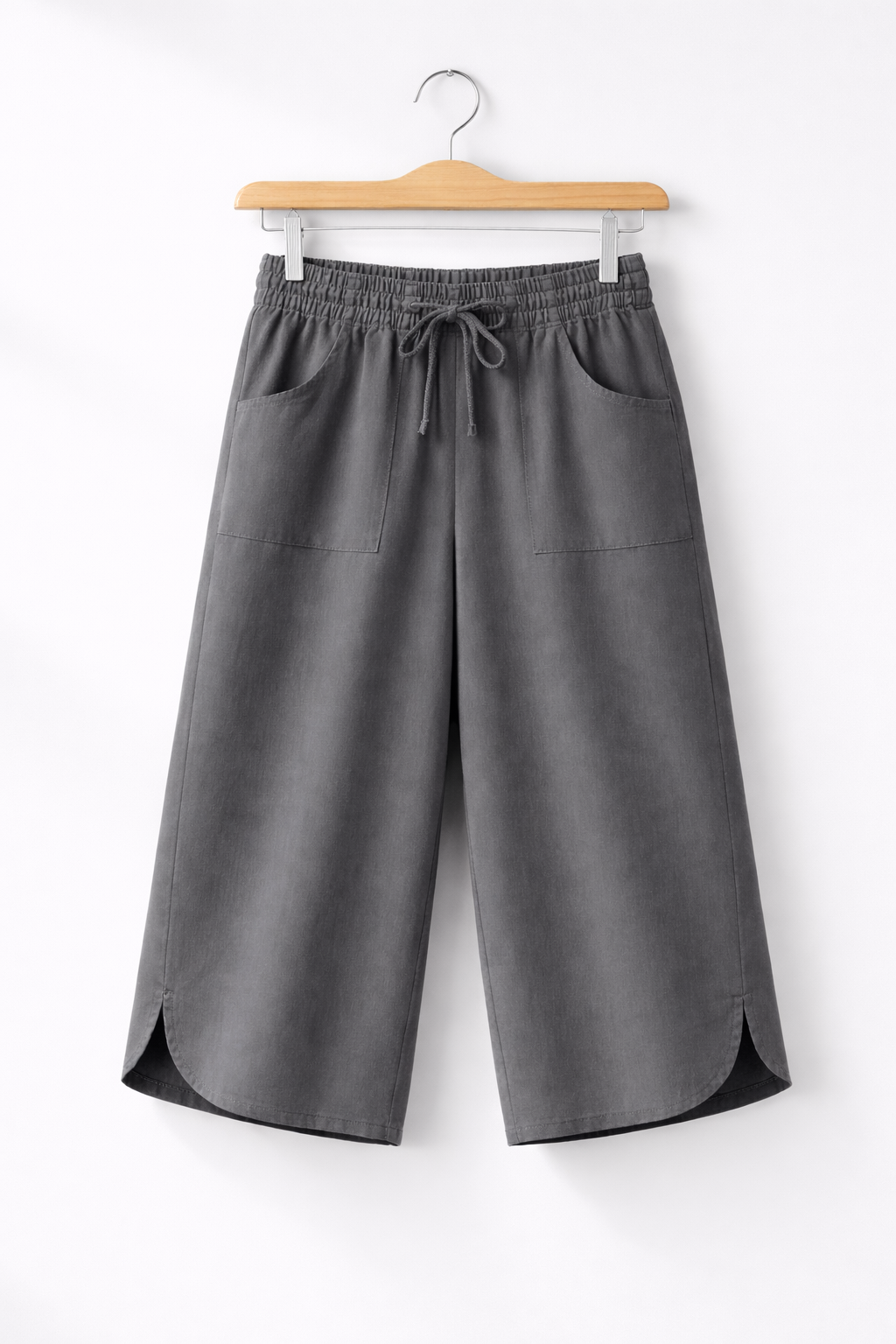 Elegant Wide-Leg Cropped Pants